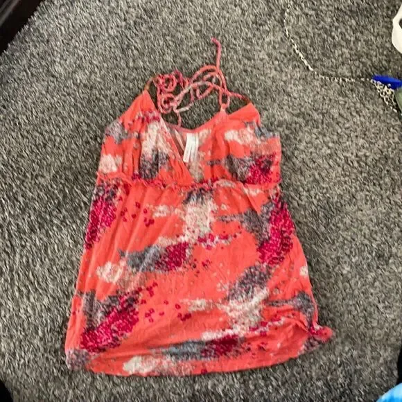 O’NEILL Tank - Picture 1 of 7